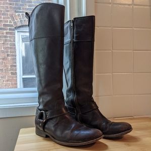 Frye Boots•Sz8•Well loved condition